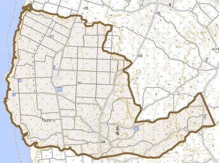 大字正名とその周辺の地図。町の範囲を重ねている