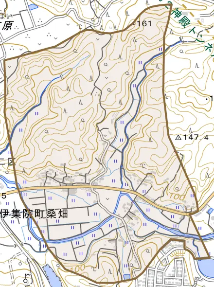 伊集院町桑畑とその周辺の地図。町の範囲を重ねている