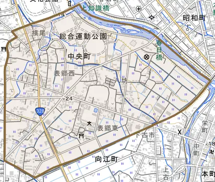 中央町とその周辺の地図。町の範囲を重ねている
