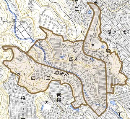 広木とその周辺の地図。町の範囲を重ねている