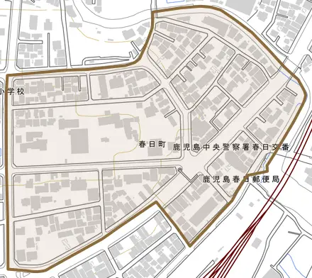 春日町とその周辺の地図。町の範囲を重ねている