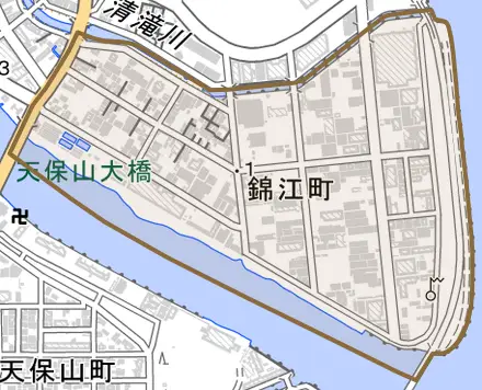 錦江町とその周辺の地図。町の範囲を重ねている