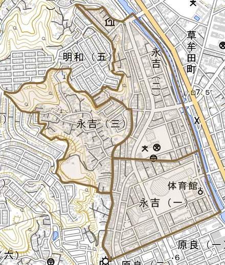 永吉とその周辺の地図。町の範囲を重ねている