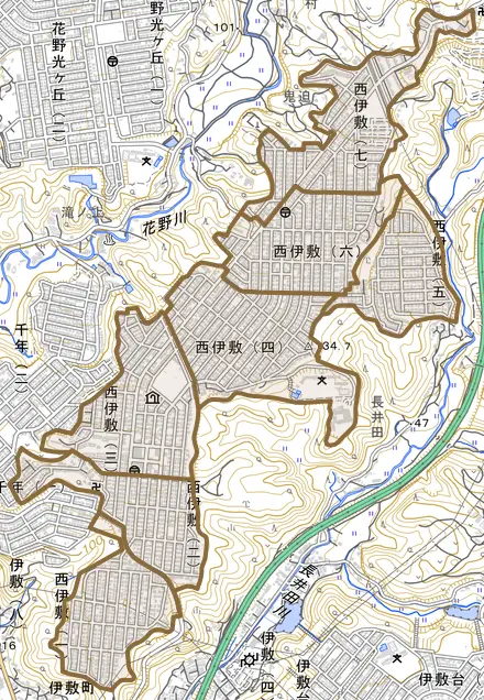 西伊敷とその周辺の地図。町の範囲を重ねている