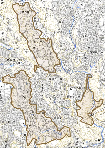 坂元町とその周辺の地図。町の範囲を重ねている