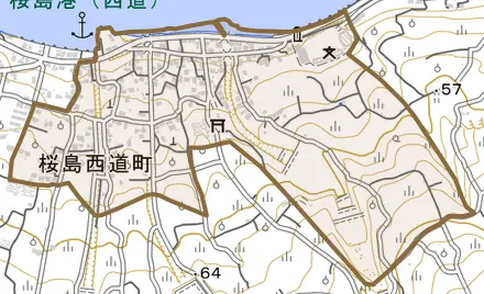 桜島西道町とその周辺の地図。町の範囲を重ねている