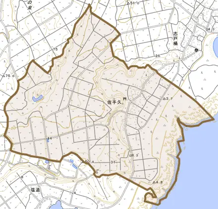 大字佐手久とその周辺の地図。町の範囲を重ねている