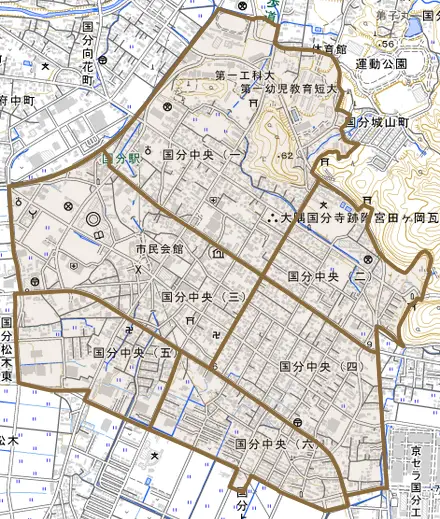国分中央とその周辺の地図。町の範囲を重ねている