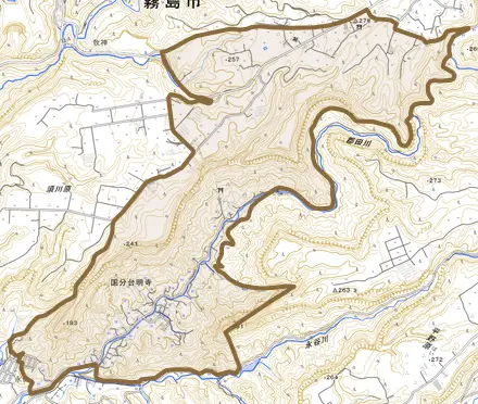 国分台明寺とその周辺の地図。町の範囲を重ねている