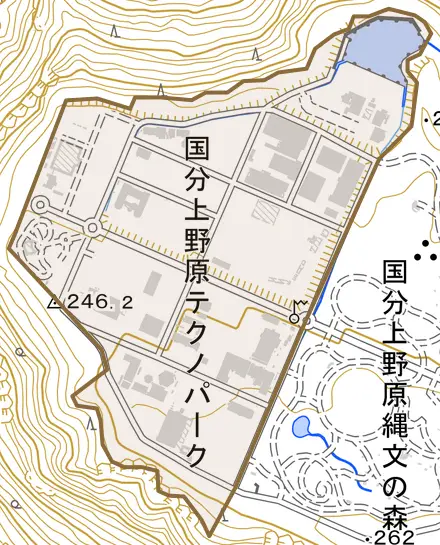 国分上野原テクノパークとその周辺の地図。町の範囲を重ねている
