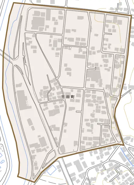 平田町とその周辺の地図。町の範囲を重ねている