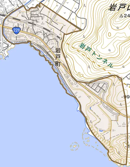 岩戸町とその周辺の地図。町の範囲を重ねている