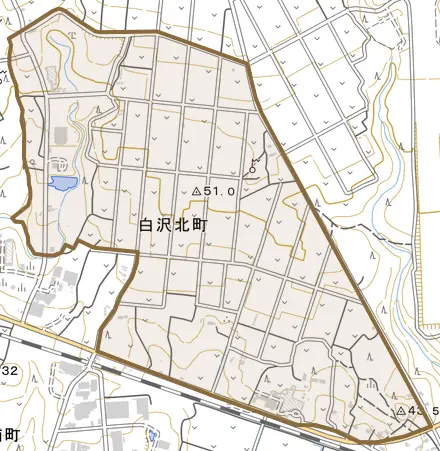 白沢北町とその周辺の地図。町の範囲を重ねている