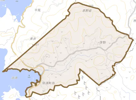 坊津町泊とその周辺の地図。町の範囲を重ねている