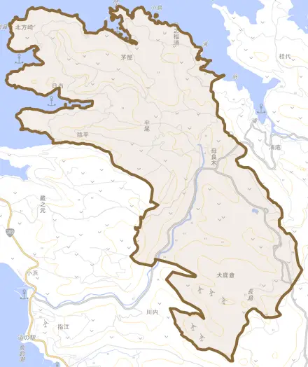 平尾とその周辺の地図。町の範囲を重ねている