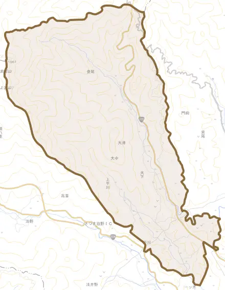 平川とその周辺の地図。町の範囲を重ねている