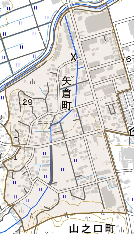 矢倉町とその周辺の地図。町の範囲を重ねている
