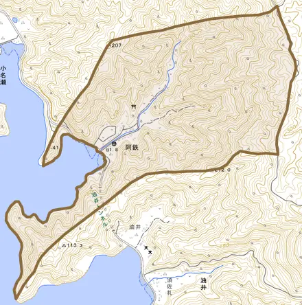 大字阿鉄とその周辺の地図。町の範囲を重ねている