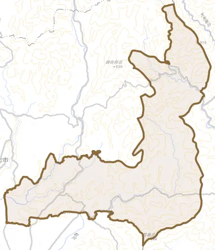 志布志町内之倉とその周辺の地図。町の範囲を重ねている