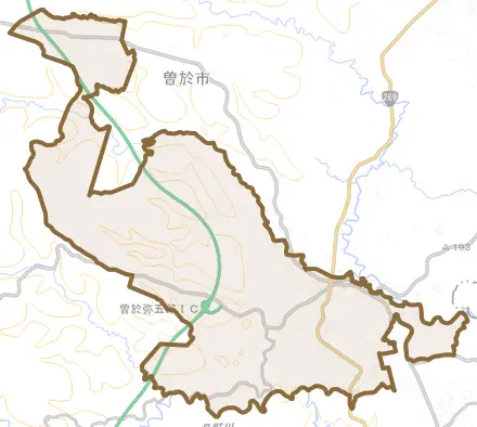大隅町岩川とその周辺の地図。町の範囲を重ねている