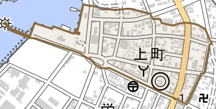 上町とその周辺の地図。町の範囲を重ねている