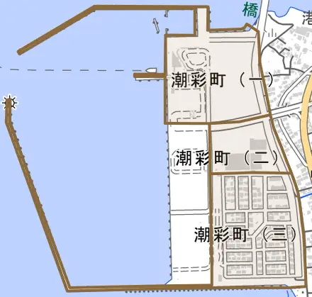 潮彩町とその周辺の地図。町の範囲を重ねている