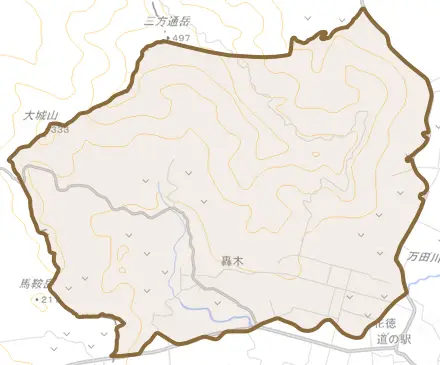 轟木とその周辺の地図。町の範囲を重ねている