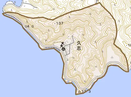 大字久志とその周辺の地図。町の範囲を重ねている