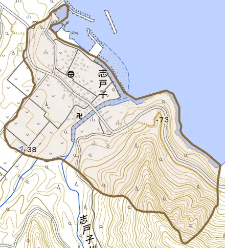 志戸子とその周辺の地図。町の範囲を重ねている