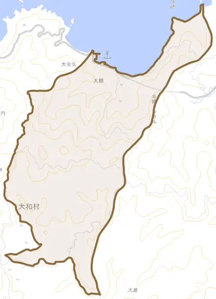 大棚とその周辺の地図。町の範囲を重ねている