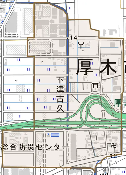 下津古久とその周辺の地図。町の範囲を重ねている