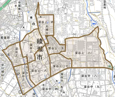 深谷上とその周辺の地図。町の範囲を重ねている