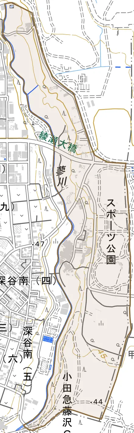 本蓼川とその周辺の地図。町の範囲を重ねている