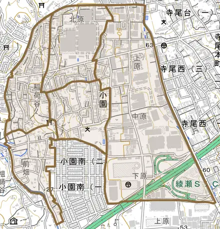 小園とその周辺の地図。町の範囲を重ねている