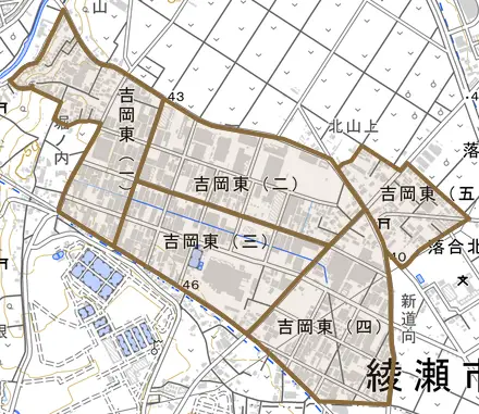 吉岡東とその周辺の地図。町の範囲を重ねている