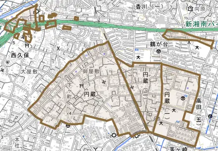円蔵とその周辺の地図。町の範囲を重ねている