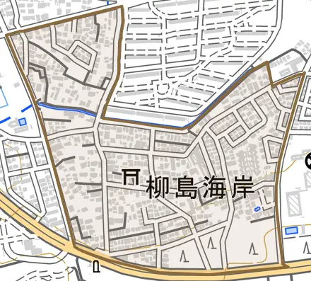 柳島海岸とその周辺の地図。町の範囲を重ねている