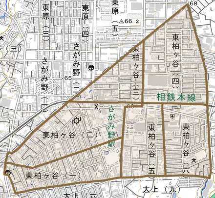 東柏ケ谷とその周辺の地図。町の範囲を重ねている