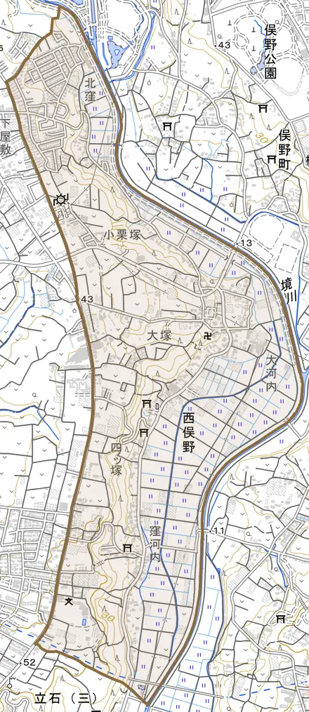 西俣野とその周辺の地図。町の範囲を重ねている