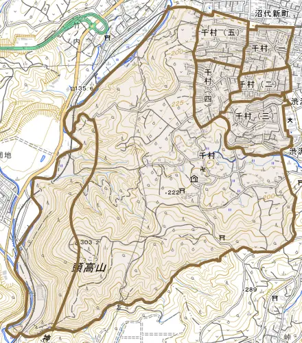 千村とその周辺の地図。町の範囲を重ねている