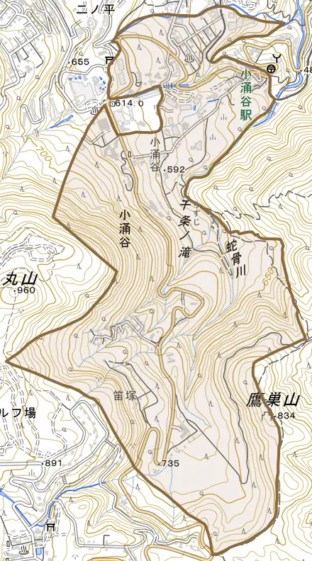 小涌谷とその周辺の地図。町の範囲を重ねている