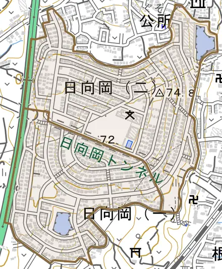 日向岡とその周辺の地図。町の範囲を重ねている