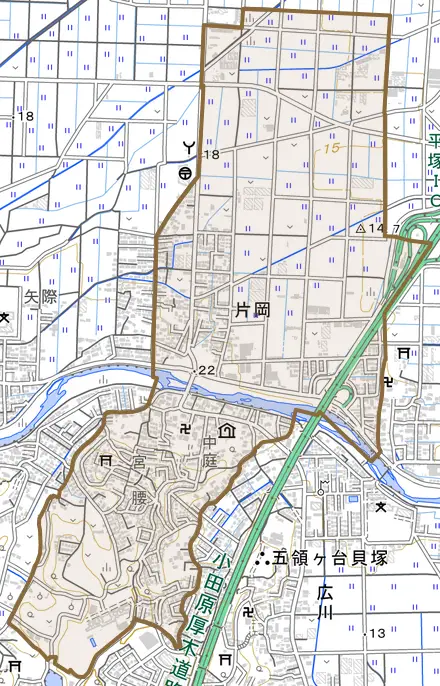 片岡とその周辺の地図。町の範囲を重ねている