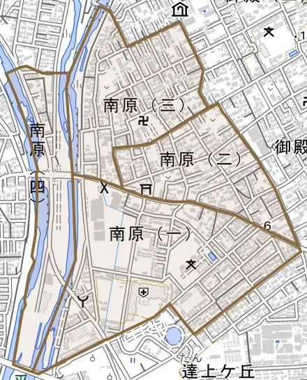 南原とその周辺の地図。町の範囲を重ねている