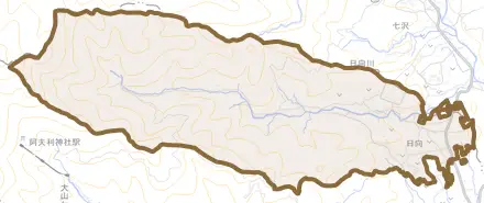 日向とその周辺の地図。町の範囲を重ねている