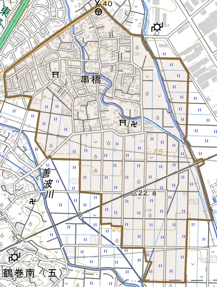 串橋とその周辺の地図。町の範囲を重ねている
