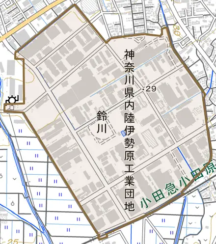 鈴川とその周辺の地図。町の範囲を重ねている