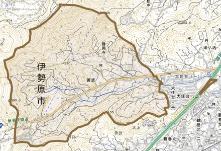 善波とその周辺の地図。町の範囲を重ねている