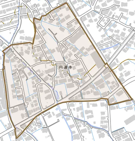 円通寺とその周辺の地図。町の範囲を重ねている