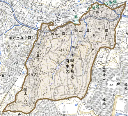 岡上とその周辺の地図。町の範囲を重ねている